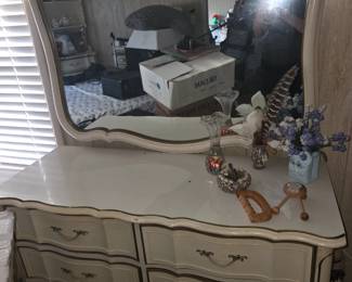 French provincial dresser/mirror
8 pieces available