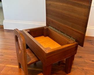 Handcrafted Walnut Doll [American Girl size] Furniture [Walnut Table top opens for storage]