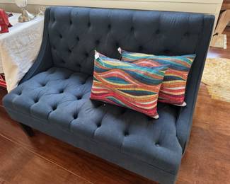 Scoop arm settee. Button back and seat.