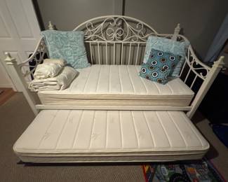 Trundle Bed