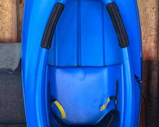 Sundolphin Kayak