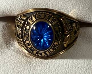 14 K Gold Class Ring