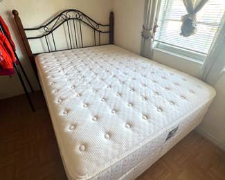 Queen Serta Perfect Sleeper