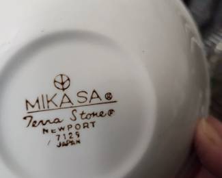 Vintage 1940s Mikasa 12 setting dish set