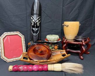 BR123Decor From Around The World