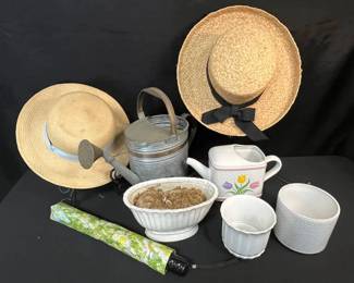 CT415Plant Pots And Ladies Hats