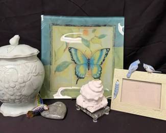 BR132Springtime Decor