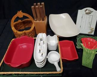 BR114Country Kitchen Items