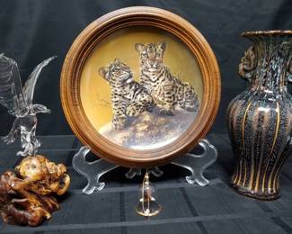 BR140Vintage Vase, Collector Plate And More