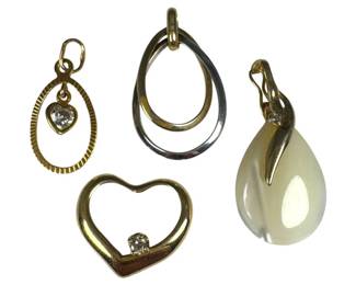 Yellow Gold Pendant Lot