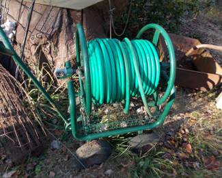 Hose reel  on wheels