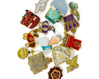 49 RoyalQueenThemedOrnamentsVelvetBeadedBlownGlass