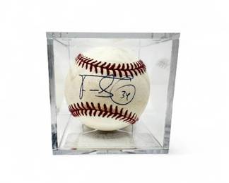 23 FreddyGarca34SignedBaseballinDisplayCase