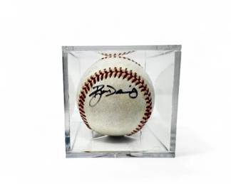 101 BenDavisSignedBaseballinDisplayCase