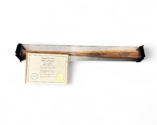 14 BabeRuthLegendaryBatReplicawCOADisplayCase