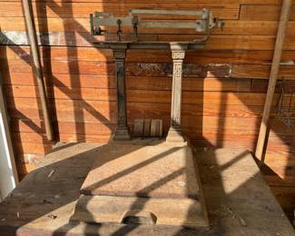 Antique scale