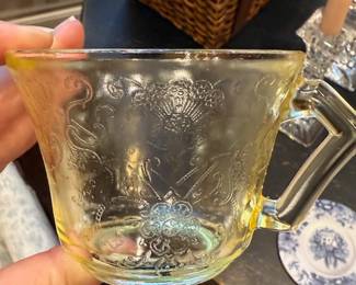 Antique Hazel Atlas Florentine #2 depression glass