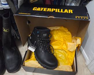 New in Box Caterpillar Steel Toe Work Boots - Size 10