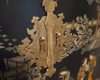 Drexel Chinoiserie Bar