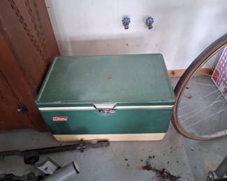 vintage Coleman cooler.