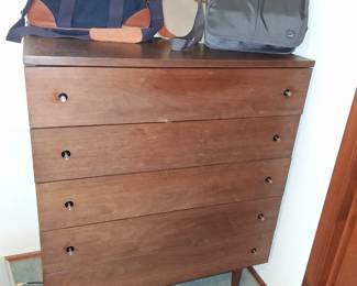 Stanley Mid century chest of drawers with bow tie handles