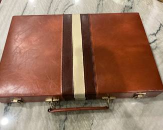 Handsome leather Backgammon set, 