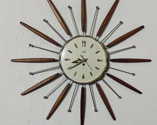 Vintage Mid Century Modern Lux Starburst Wall Clock