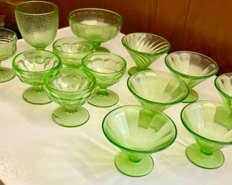 Vintage Emerald Green Uranium/Depression Glass.