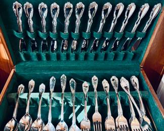 Noritake Stainless Flatware Set.