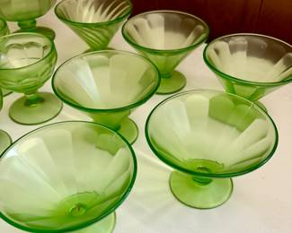 Vintage Emerald Green Uranium/Depression Glass.