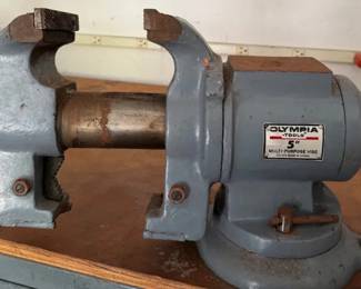 Olympia Vise