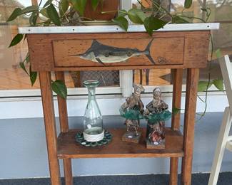 unique artist made table with drawer $125