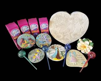 Concrete Plaques, 8pc Aqua Globes, More Garden Decor