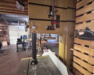 27Oct 21 2025 10 05pmbqTZ