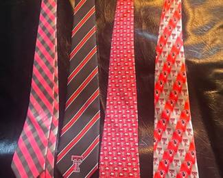 303Oct 23 2025 09 36pm3KAx