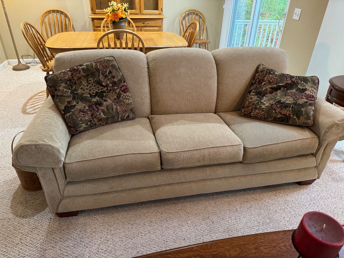 La-Z-Boy 84" Sofa covered in a celery color chenille - the floral pillows match a floral tapestry recliner sold separately and those pillows will go with the chair - the next pic is the matching 42" arm chair to this sofa 