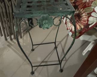 metal plant stand