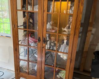 Oak china cabinet - by Jasper