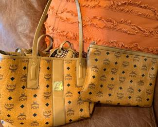 MCM shoppers tote and clutch set