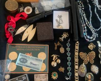 Costume Jewelry & Antique Smalls