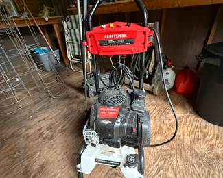 Craftsman 2800 max psi 2.3 max GPM power washer - NEW