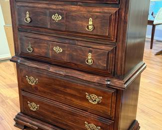 Dresser (has 2 matching night stands - sold separately)