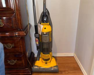 Eureka Upright Vacuum - like new