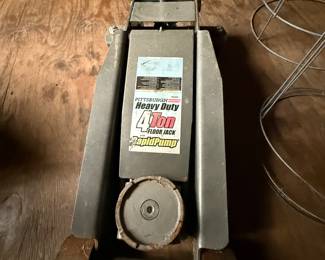 Pittsburgh heavy duty 4 ton floor jack