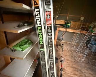 Mighty Multi Pro extension ladder - like new