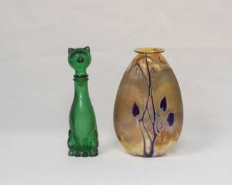 A 1960s vintage Empoli green art glass cat shaped decanter, and a signed Craig Zweifel iridescent art glass vase 