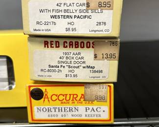 Red Caboose 42' Flat Car with Fish Belly Side Sills Western Pacific RC-2217b HO 2876, Red Caboose 1937 AAR 40' Box Car Single Door Sante Fe "Scout" w/Map RC-8032-2H HO 128498, Accurail Northern Pacific 4809 40' Wood Reefer 