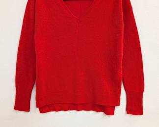 Halogen red cashmere v-neck sweater size M