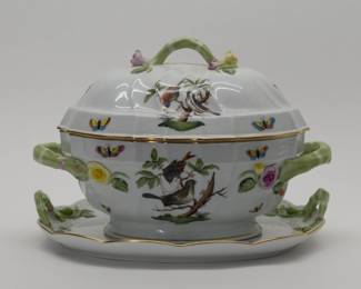 Herend Porcelain "Rothschild Bird" large covered soup tureen with underplate