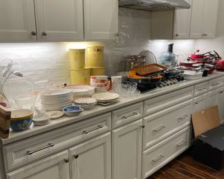 OVERVIEW - STILL AVAILABLE FOR FRIDAY MORNING SHOPPERS. 